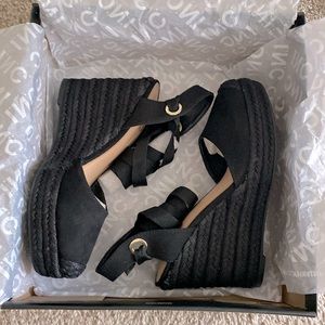 I.N.C Black wedge heals size 5 M.